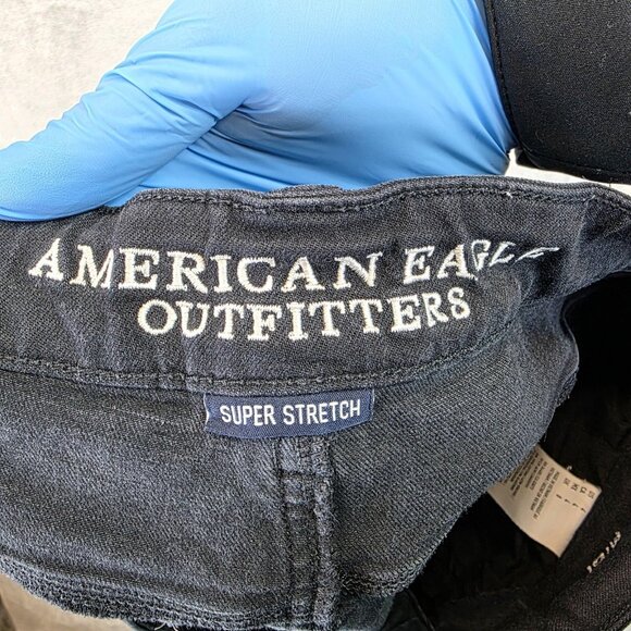 American Eagle Outfitters Shorts Womens 4 Black Denim Midi Super Stretch Jean - Picture 9 of 12